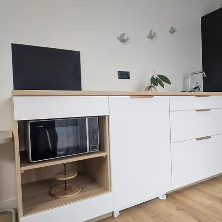Jupiter Tiny House Apartment Nanteuil-les-Meaux